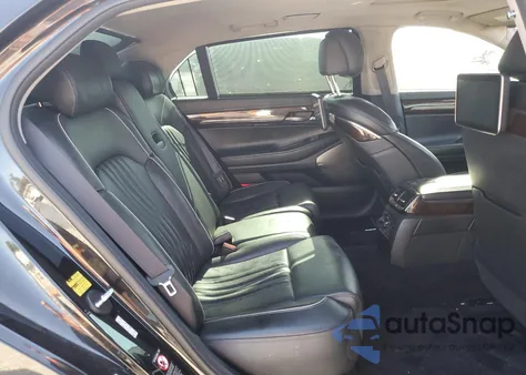 2018 Genesis G90 Ultimate z USA, uszkodzony, nr VIN KMHG54JH8JU049335